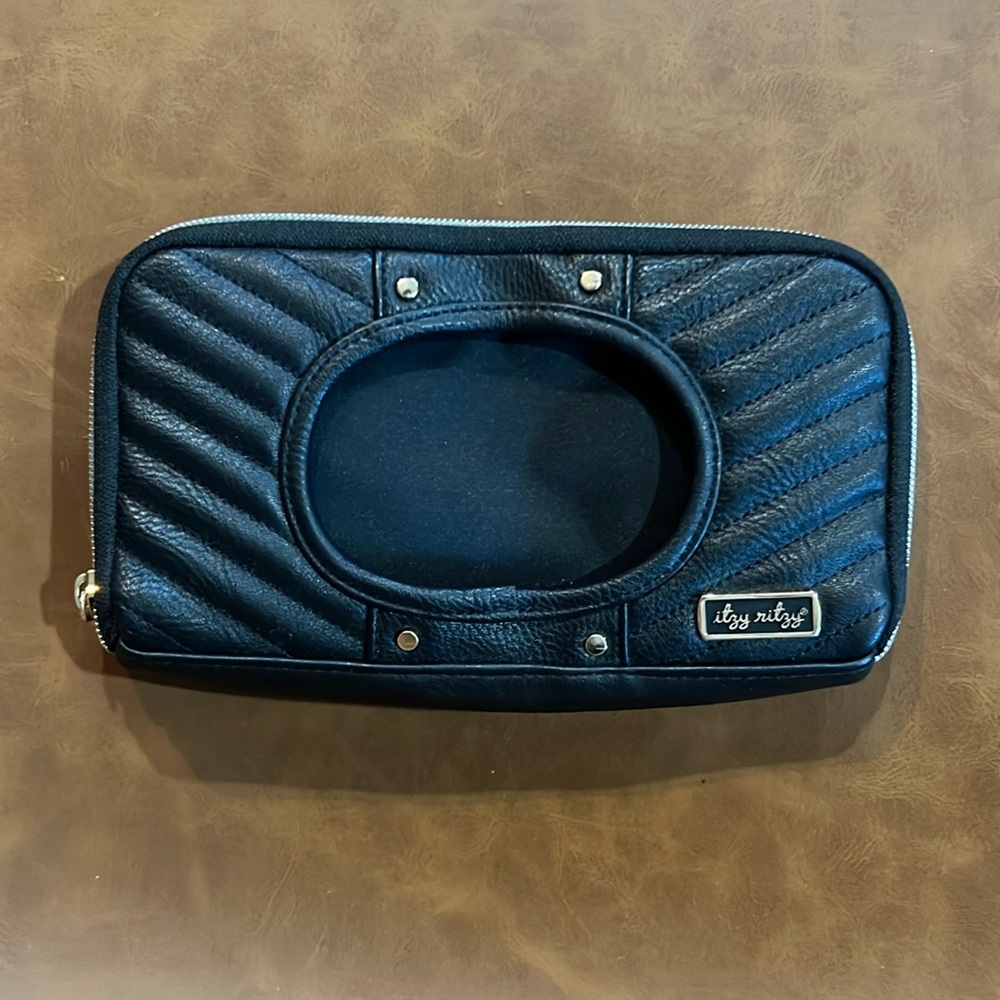 Wipe case